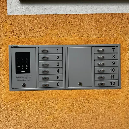 ゲストハウス サルツブルグルームズ ザルツブルク