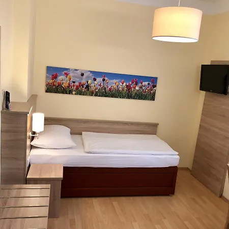 サルツブルグルームズ