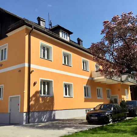Salzburgrooms Guest house *
